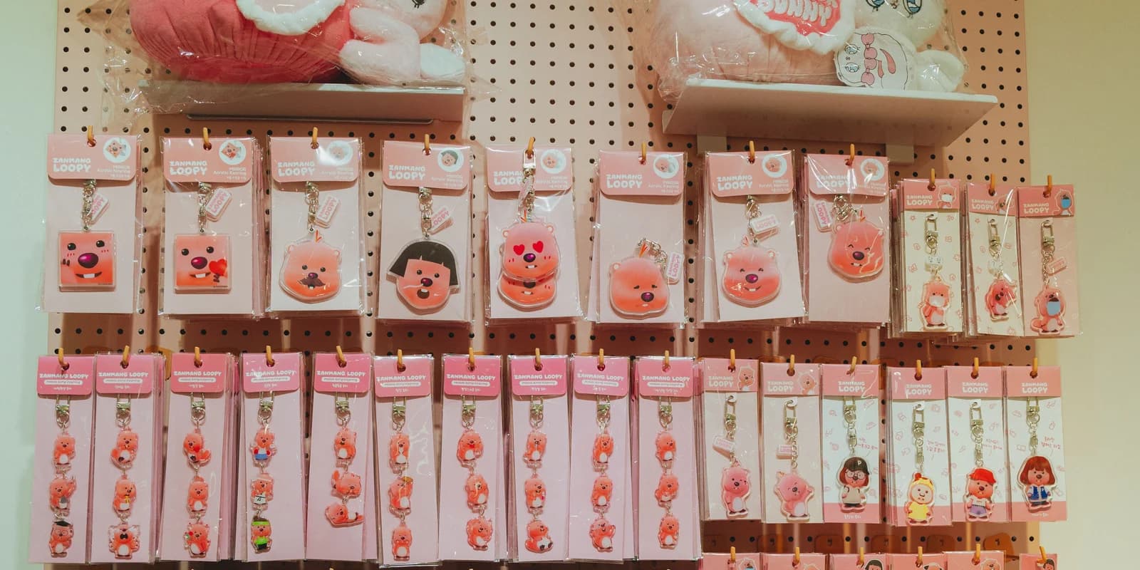 Aegyo Doesn't Mean Cute: 애교, and Why Korea Argues About How It's Done