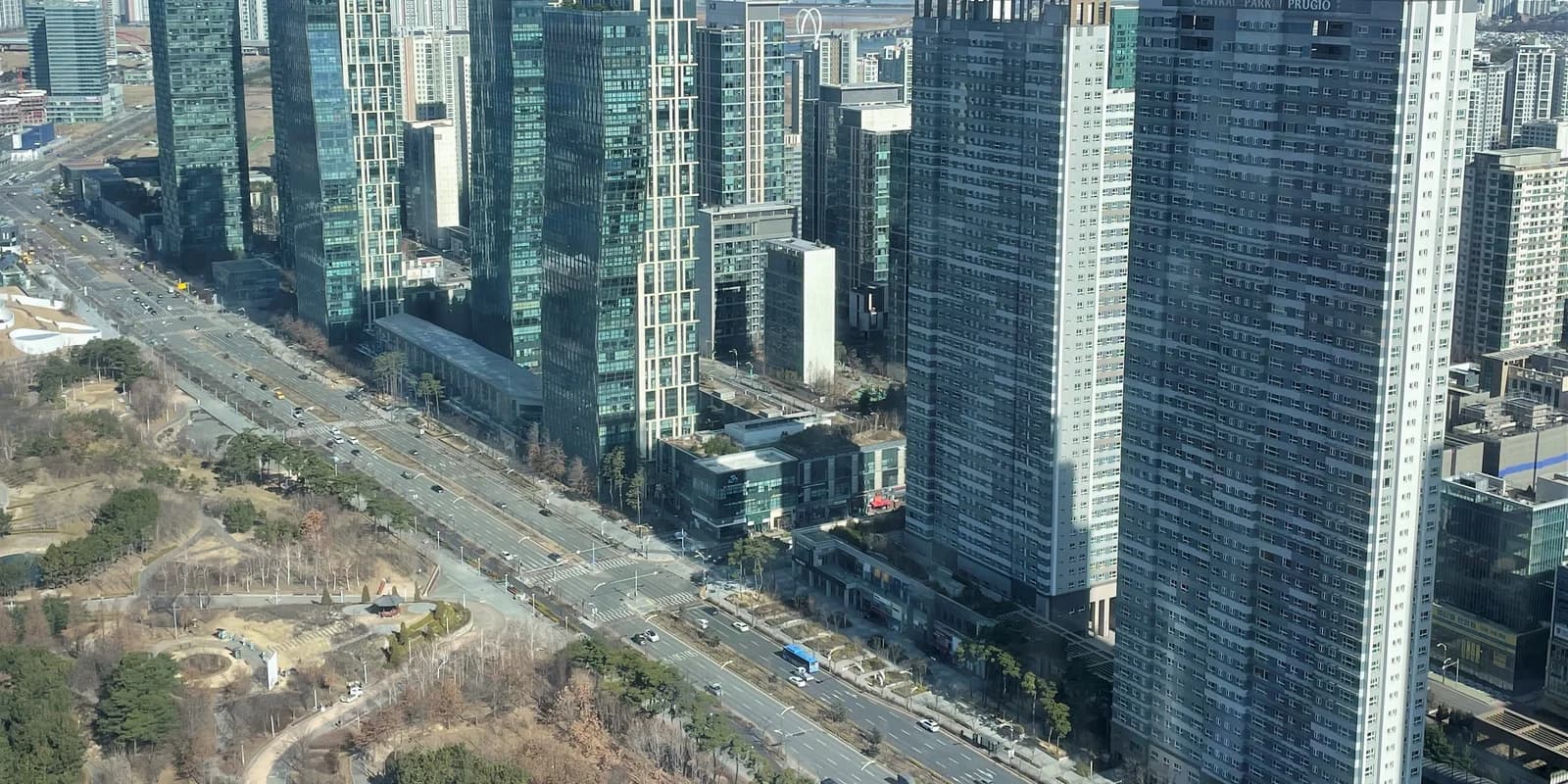 Republic of Apartments: Why Koreans Live in Identical Towers — On Purpose