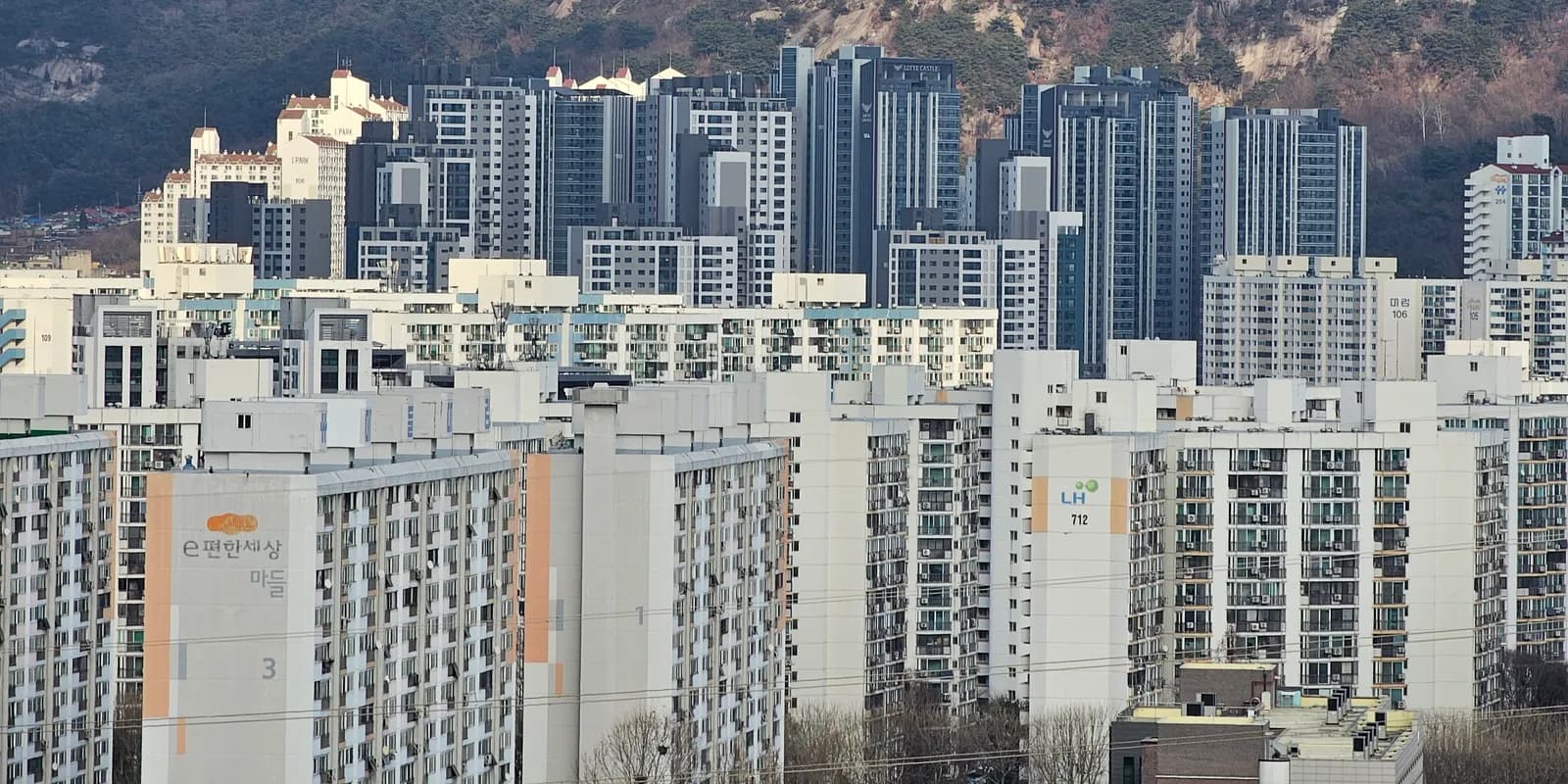 Korea's Longest Apartment Name Is 25 Characters — Seven Longer Than the Joke