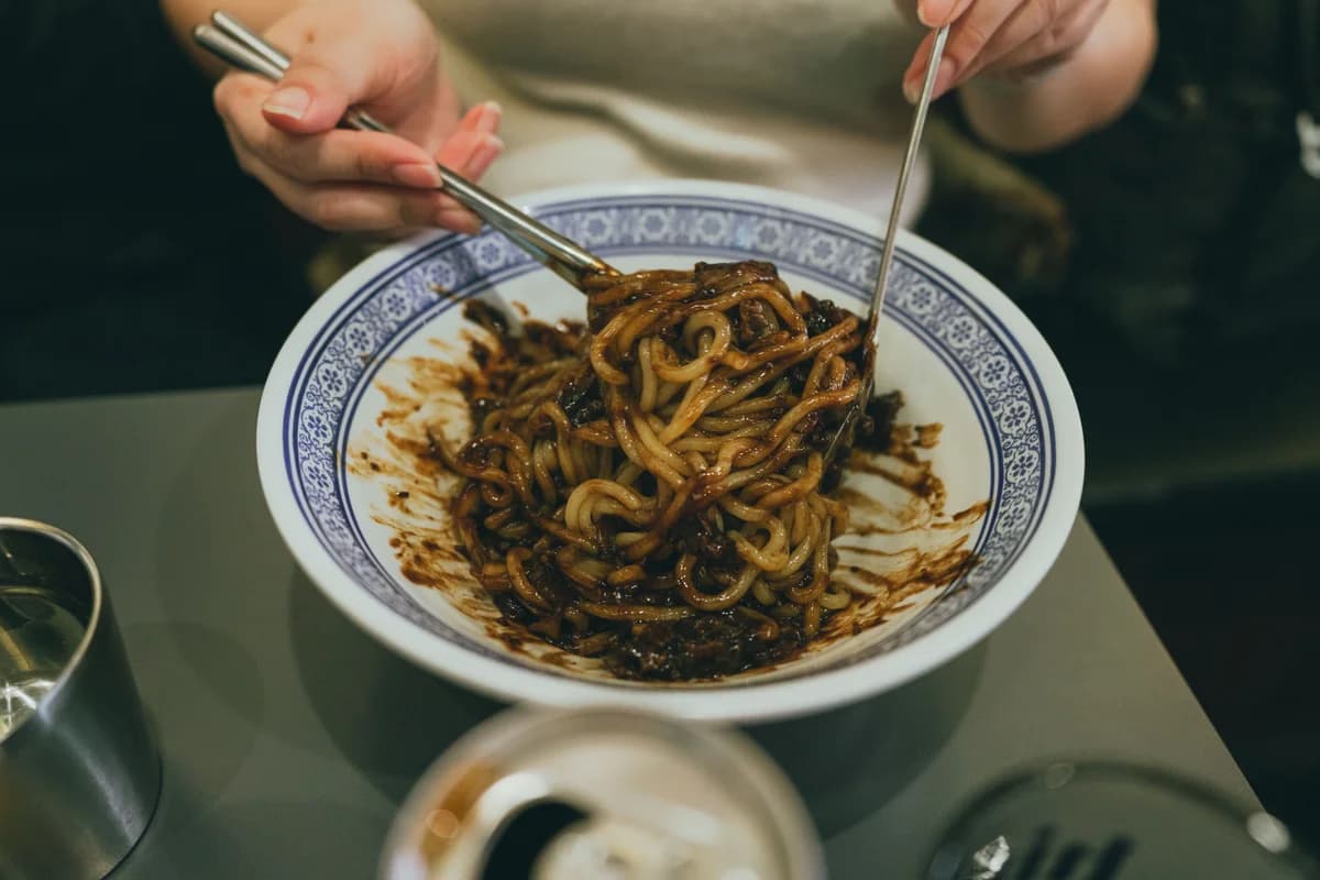 100 Days, Black Noodles, and a Holiday Lotte Didn't Invent: Korean Couple Culture, Explained