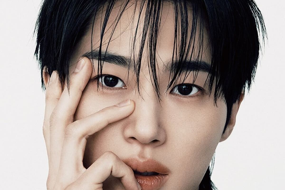 10 Hottest Korean Male Celebrities Right Now