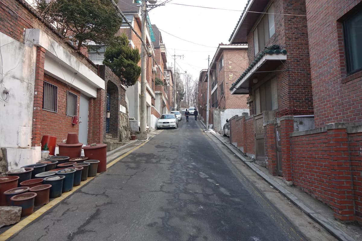 지옥고: Korea Has One Word for Its Worst Housing, and English Doesn't