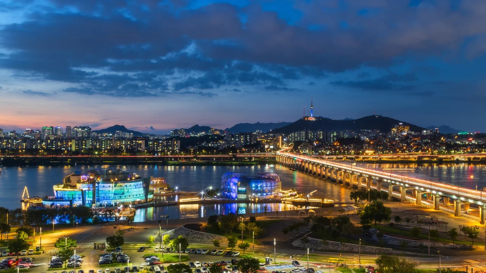 Korean Travel Apps, Honestly: The 7 You Actually Need Before Your First Trip (2026)