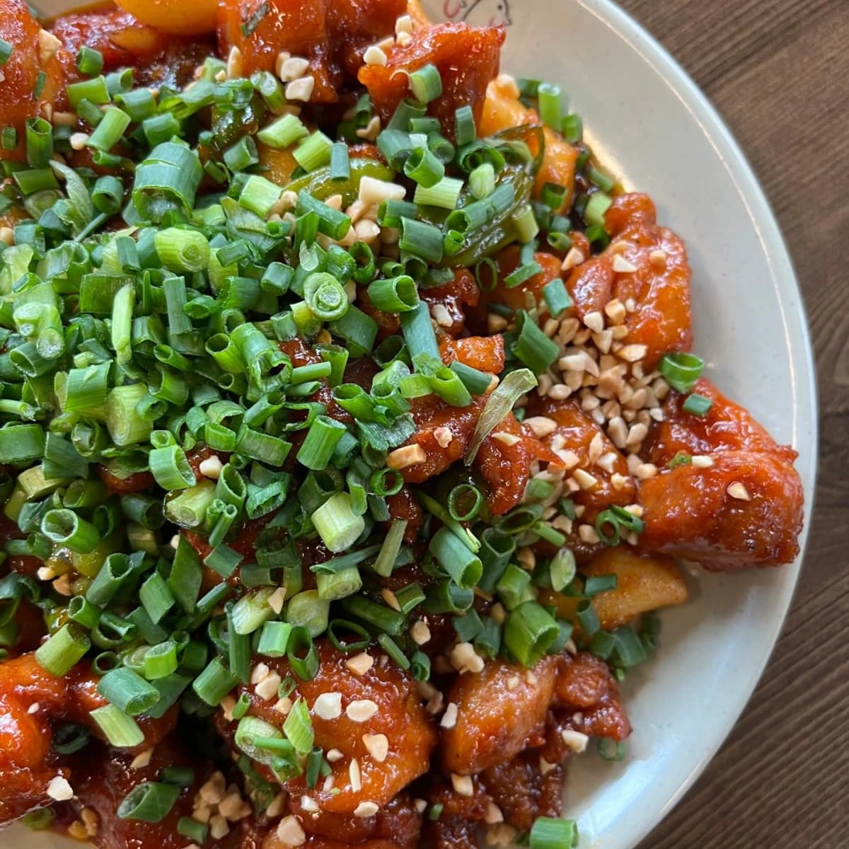 Korean Fried Chicken, Honestly — The Chains, the Styles, and What's Actually Worth It (2026)