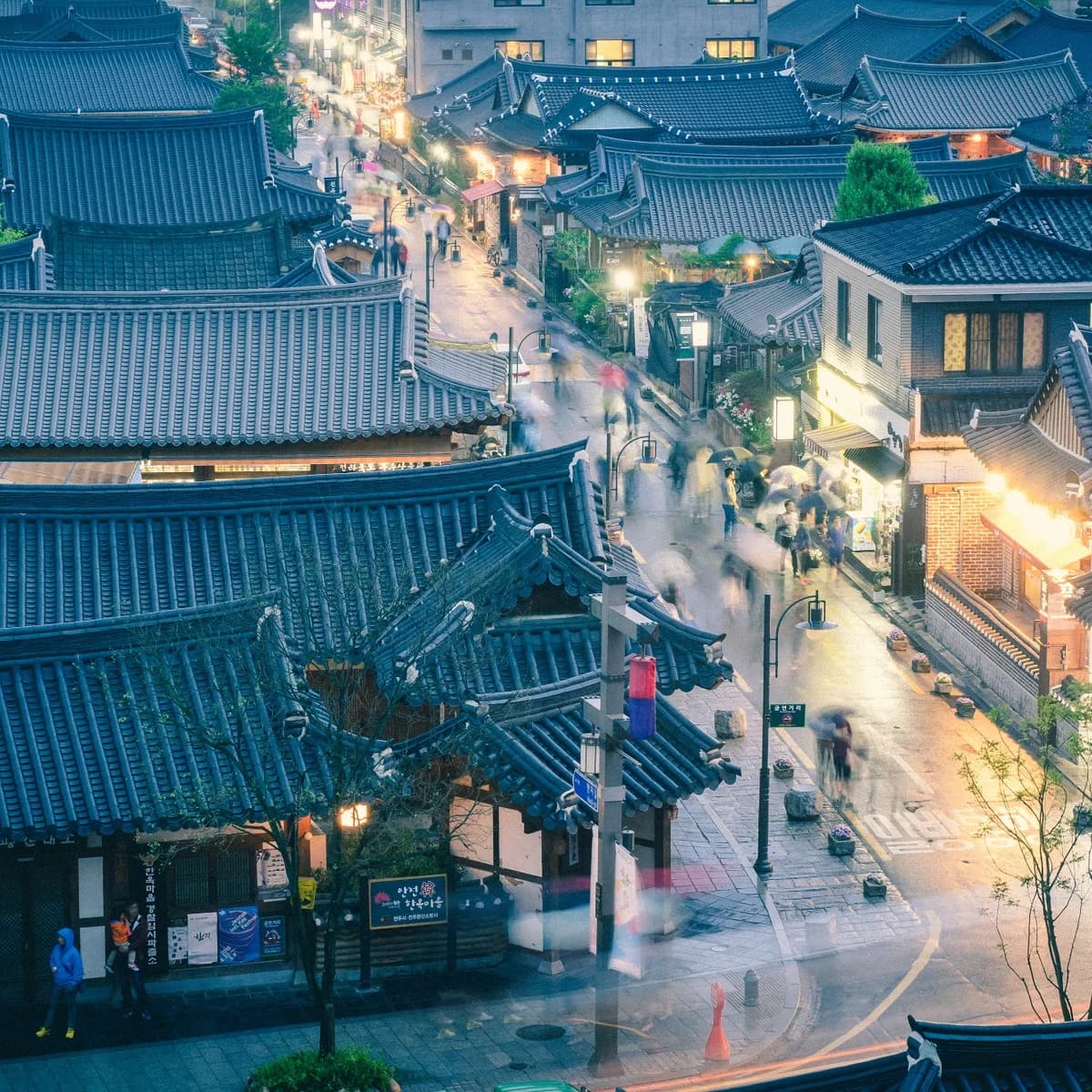 Korean Summer, Explained: 장마 Season, the August Heat, and What Comes After (2026)